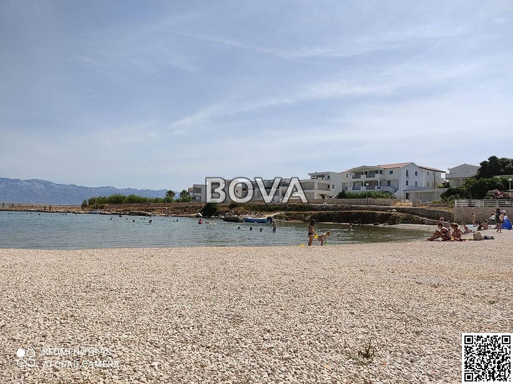 Image 6085692 - 1