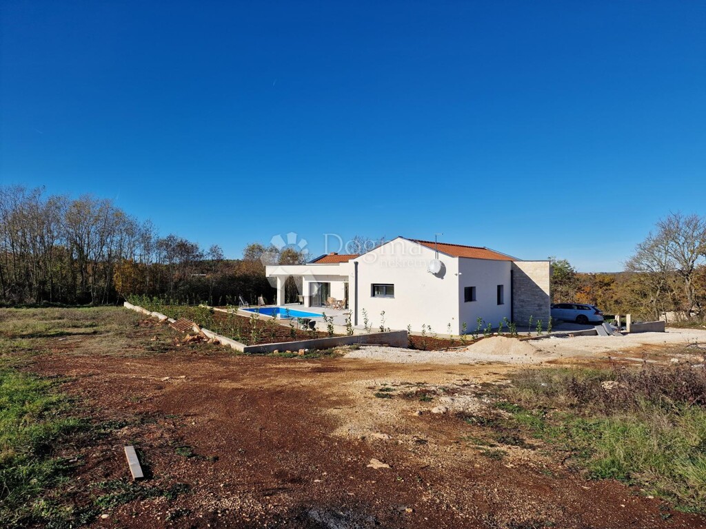Image 25