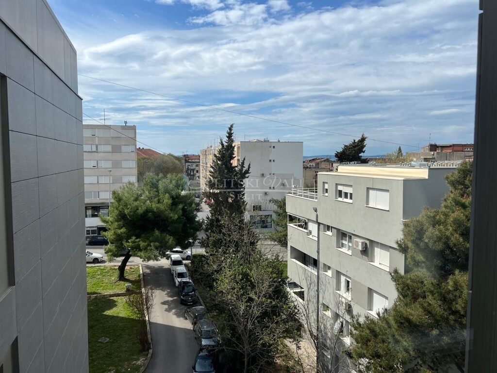 Image 9