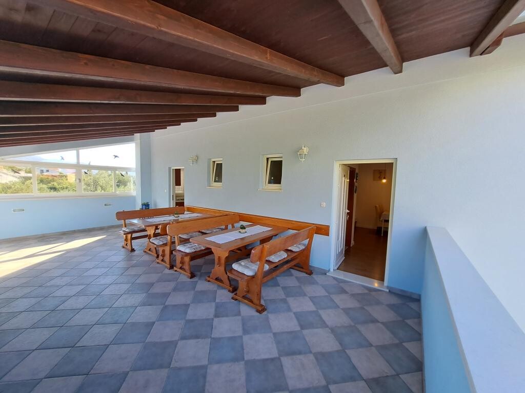 Image 3838928 - 4