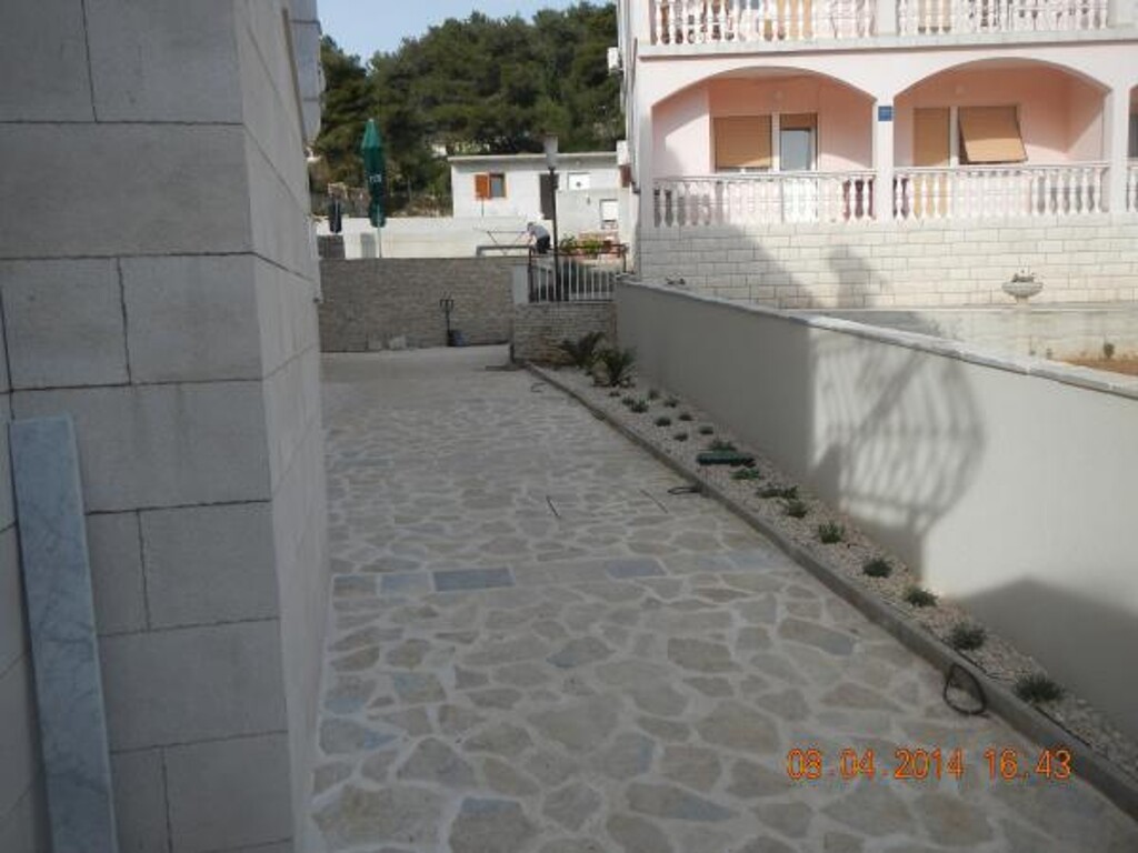 Image 3812188 - 8
