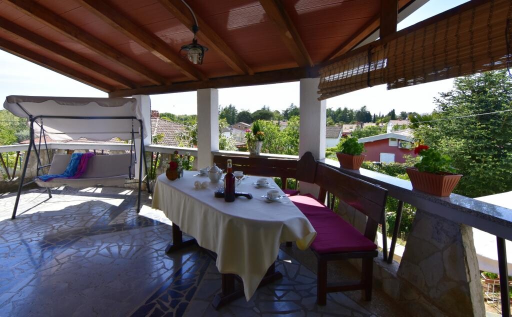 Image 3810678 - 4