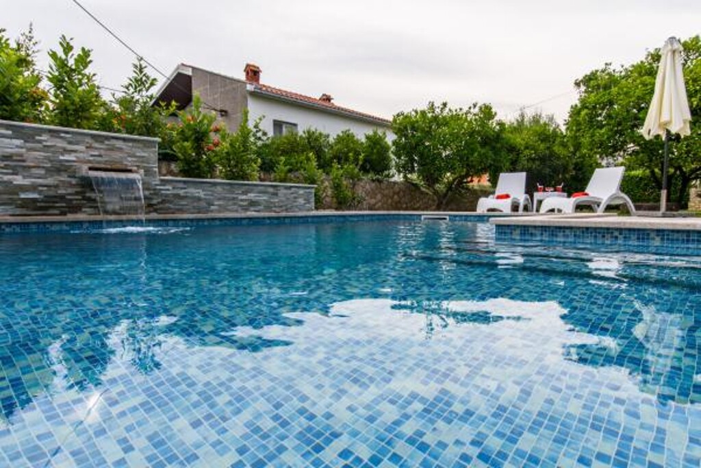 Image 3812517 - 3