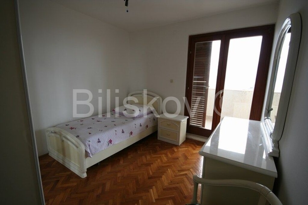 Image 3499605 - 9