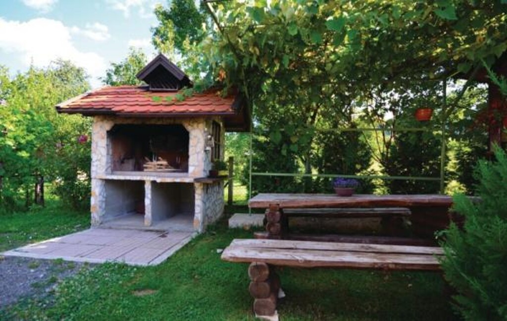 Image 3823668 - 3
