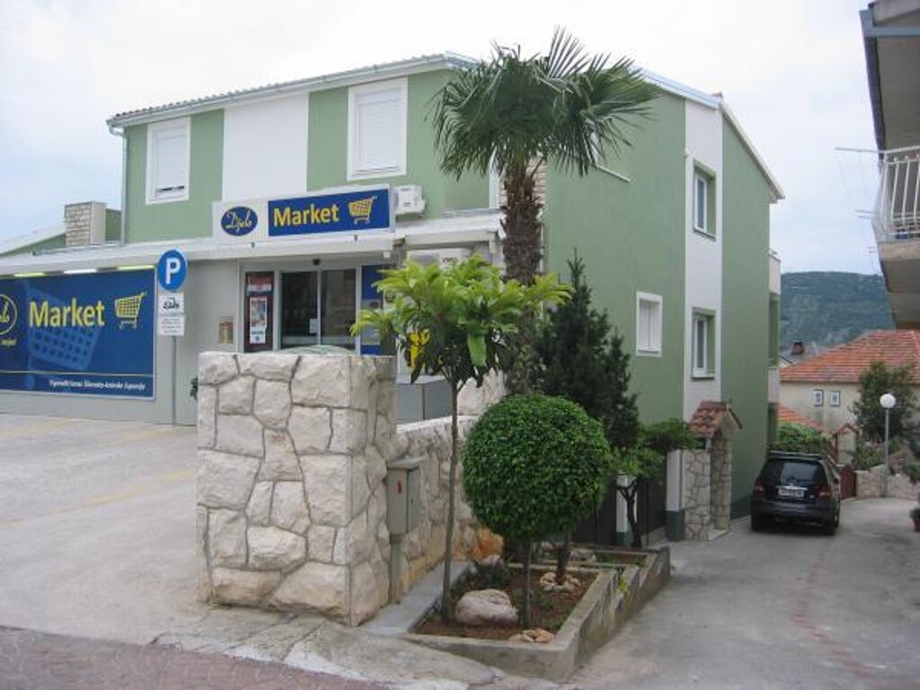Image 3811576 - 3