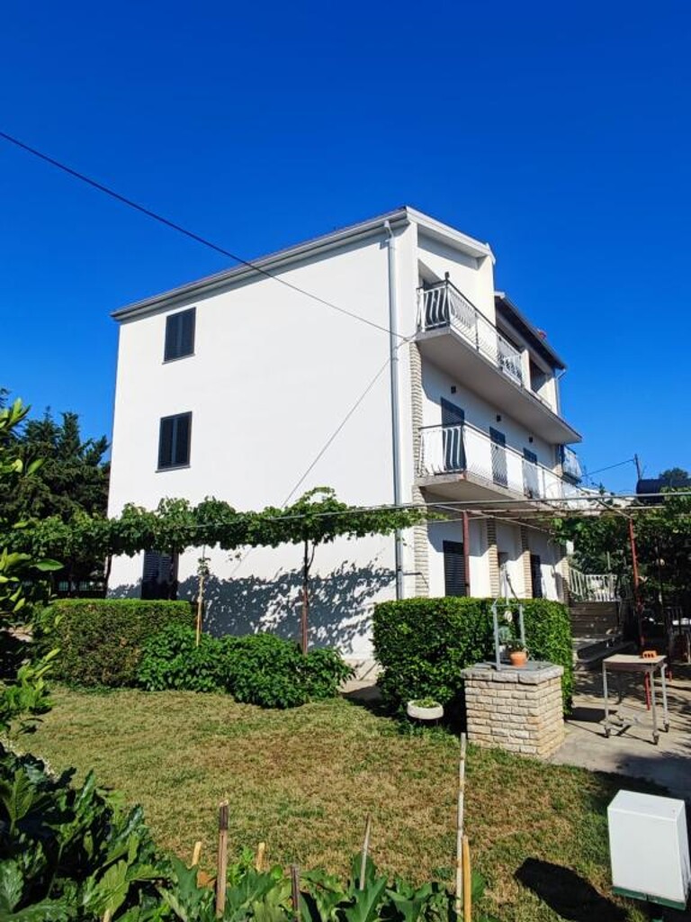 Image 3812921 - 2