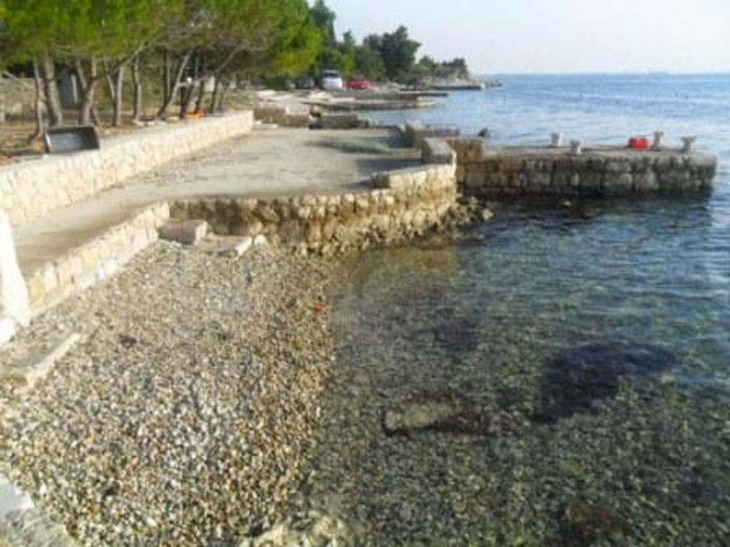 Image 3811038 - 14