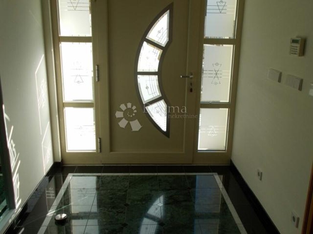 Image 15
