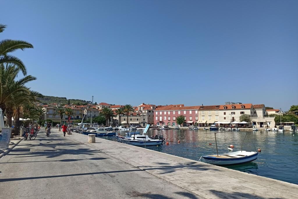 Image 3810782 - 6