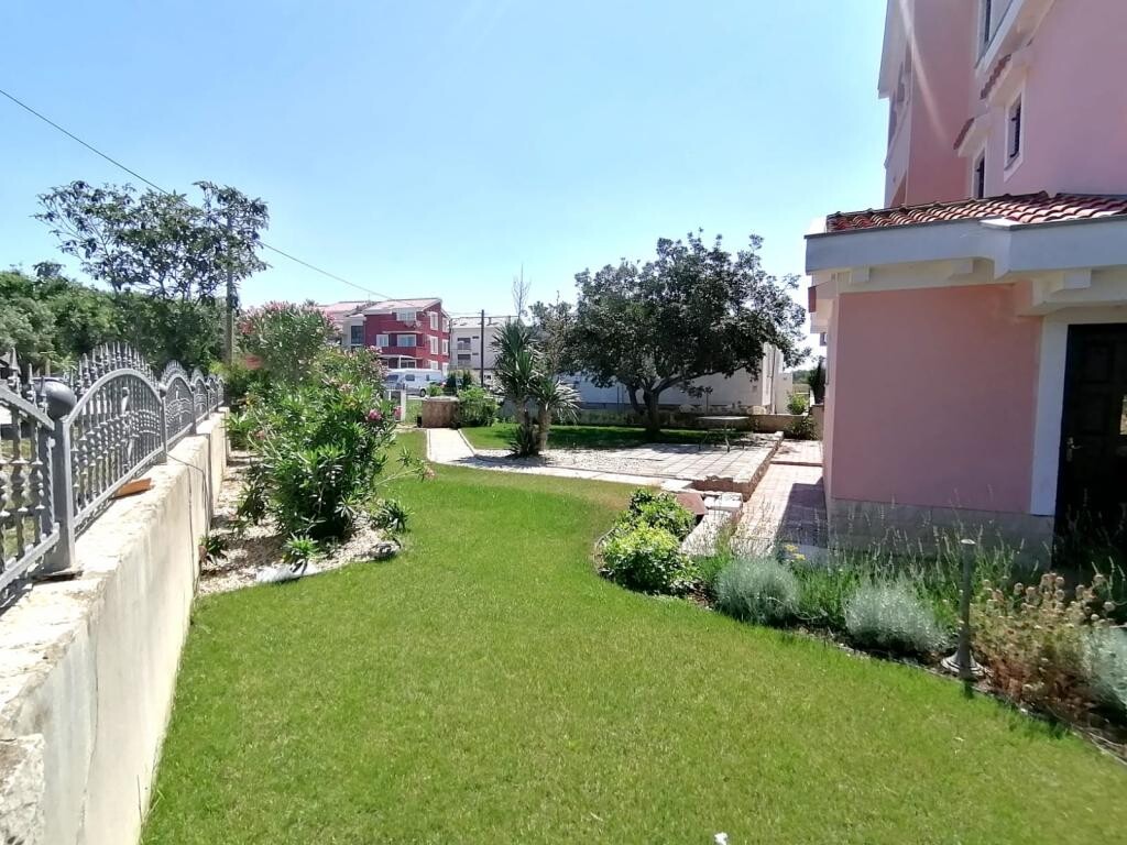 Image 5382044 - 5