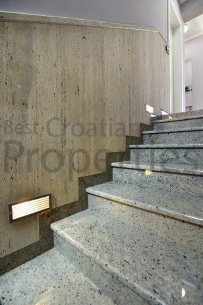 Image 5847409 - 21