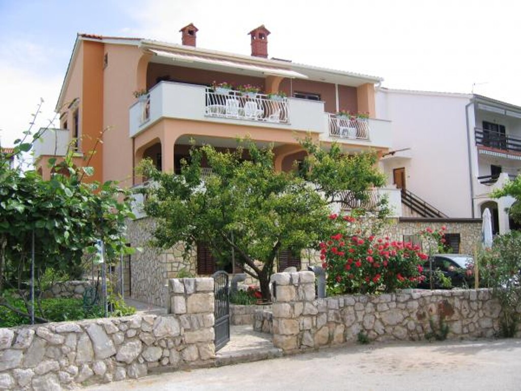Image 3813385 - 1