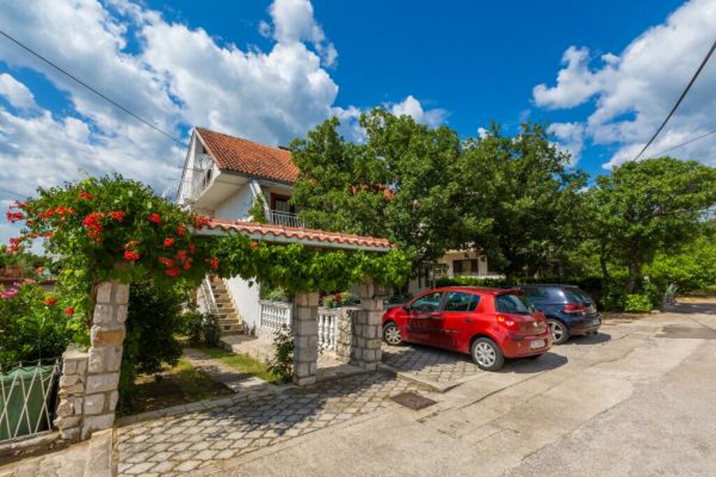 Image 3814450 - 1