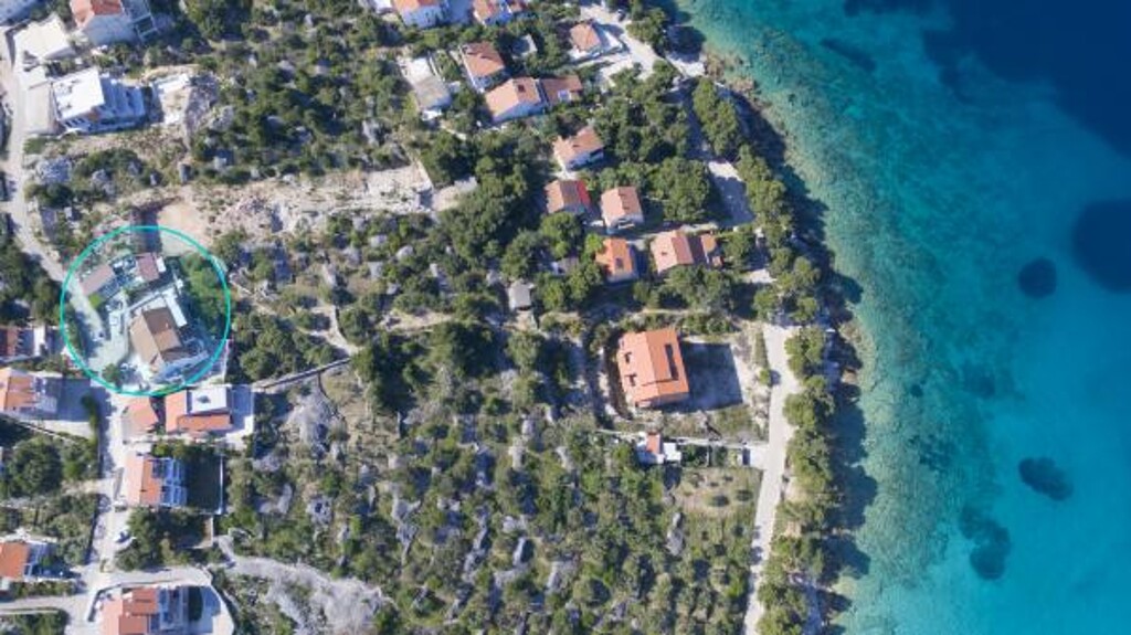 Image 3813360 - 5