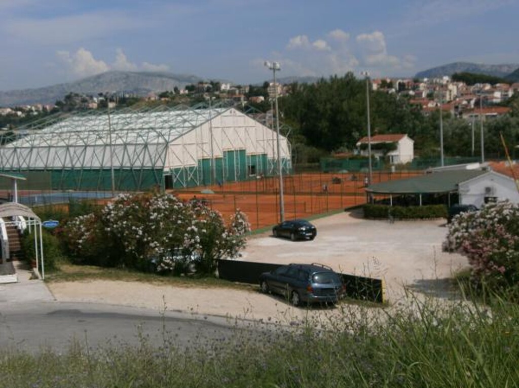 Image 3811638 - 16