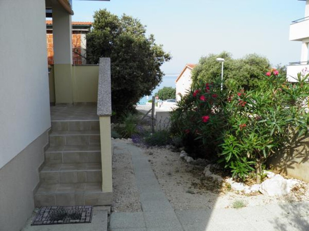 Image 3814116 - 4