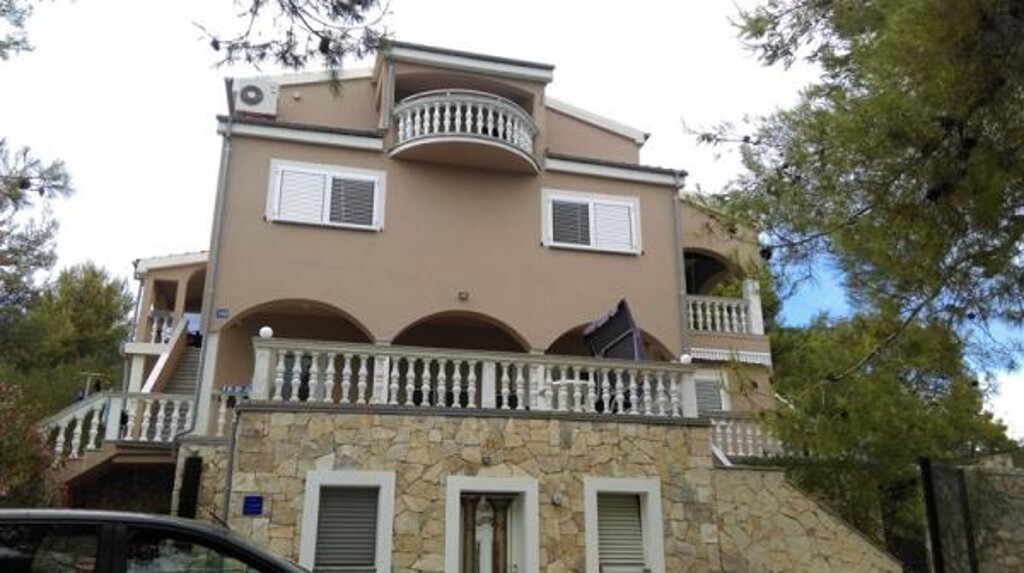 Image 3812428 - 25