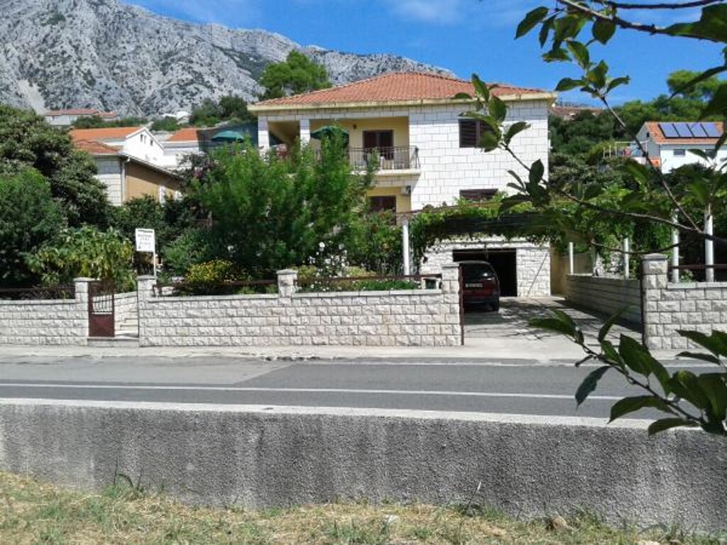 Image 3812697 - 3