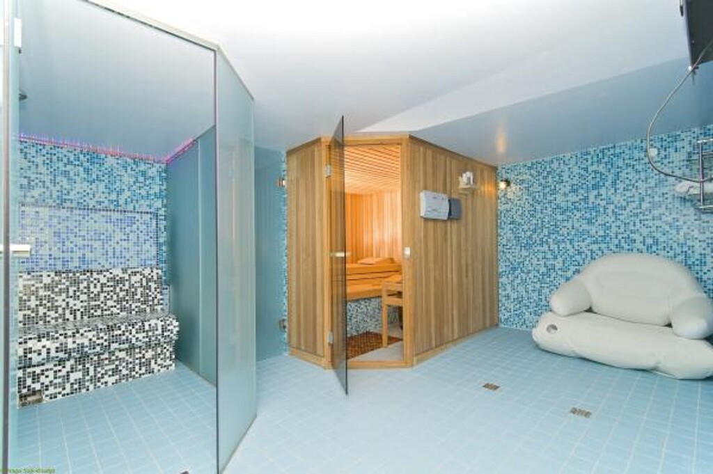 Image 3811621 - 14