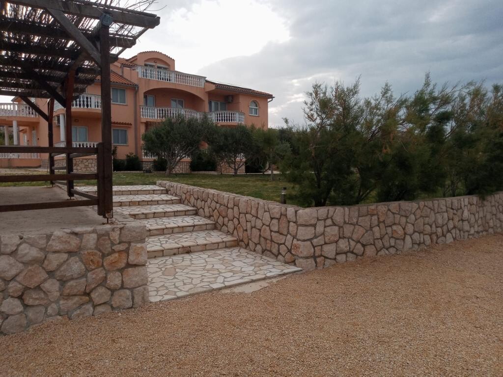 Image 3813710 - 9