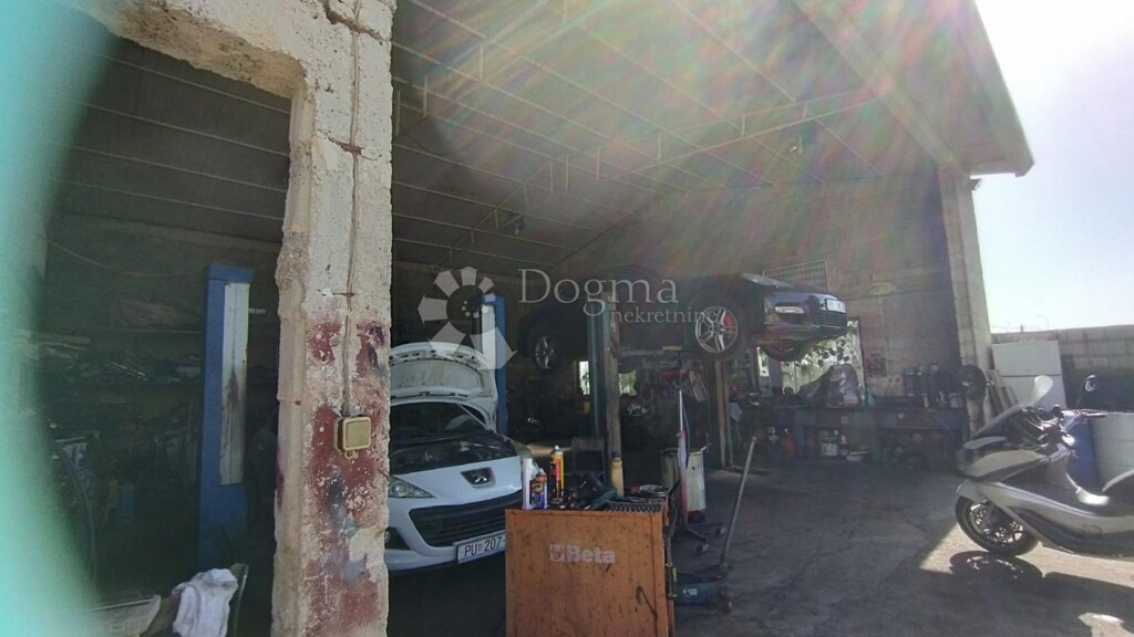 Image 5484710 - 9