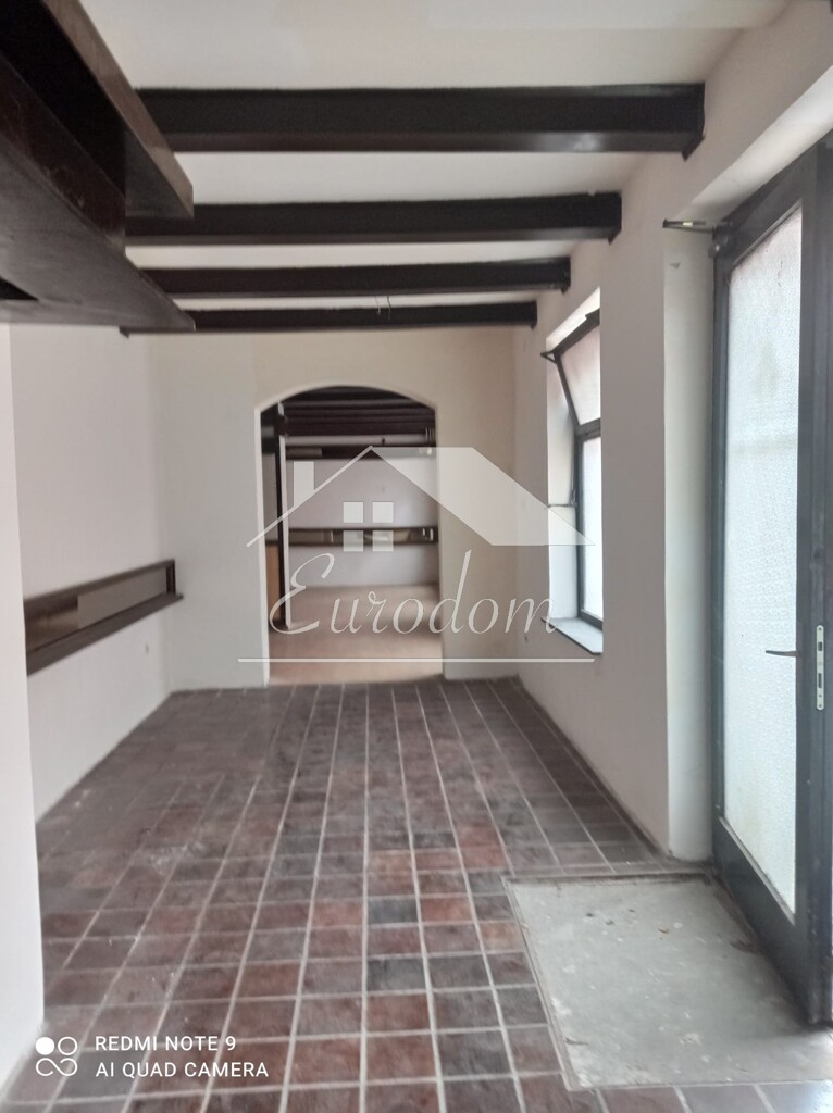 Image 12