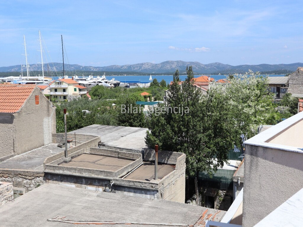 Image 5865459 - 1