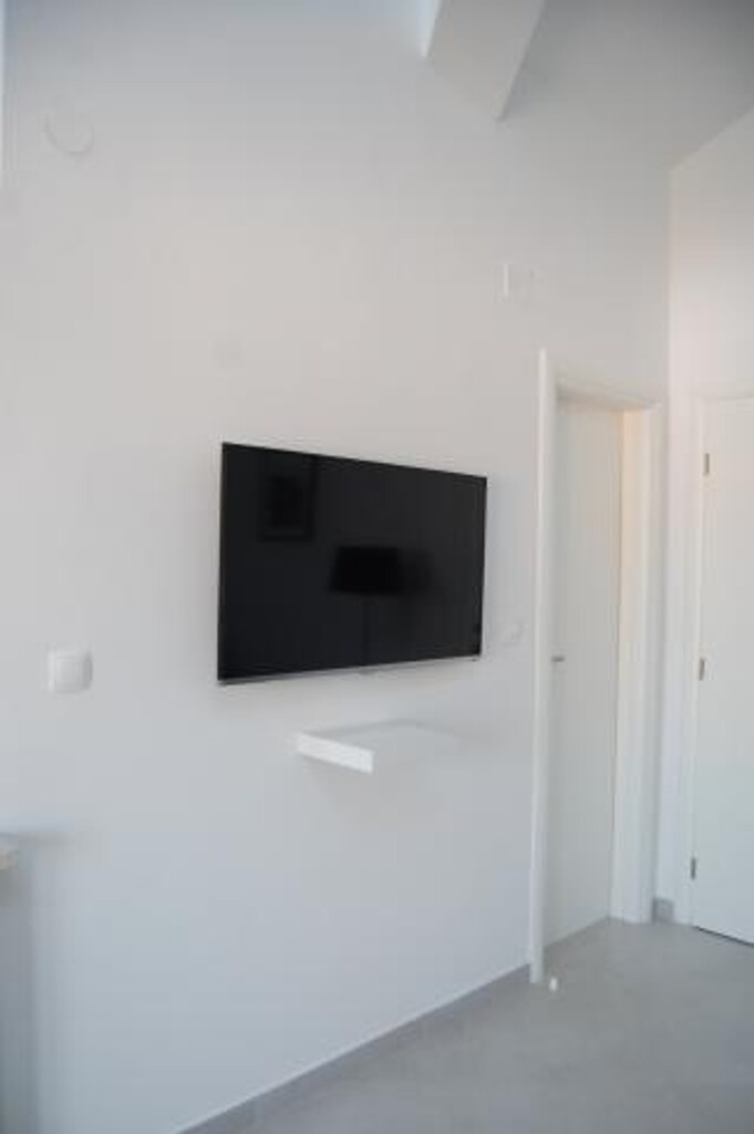 Image 3813118 - 11
