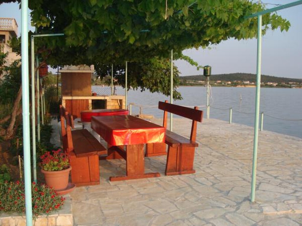 Image 3812719 - 19