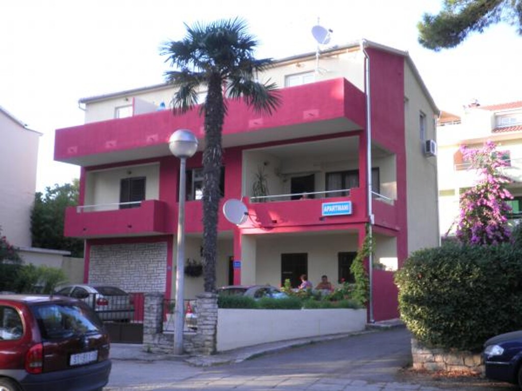 Image 3811665 - 1