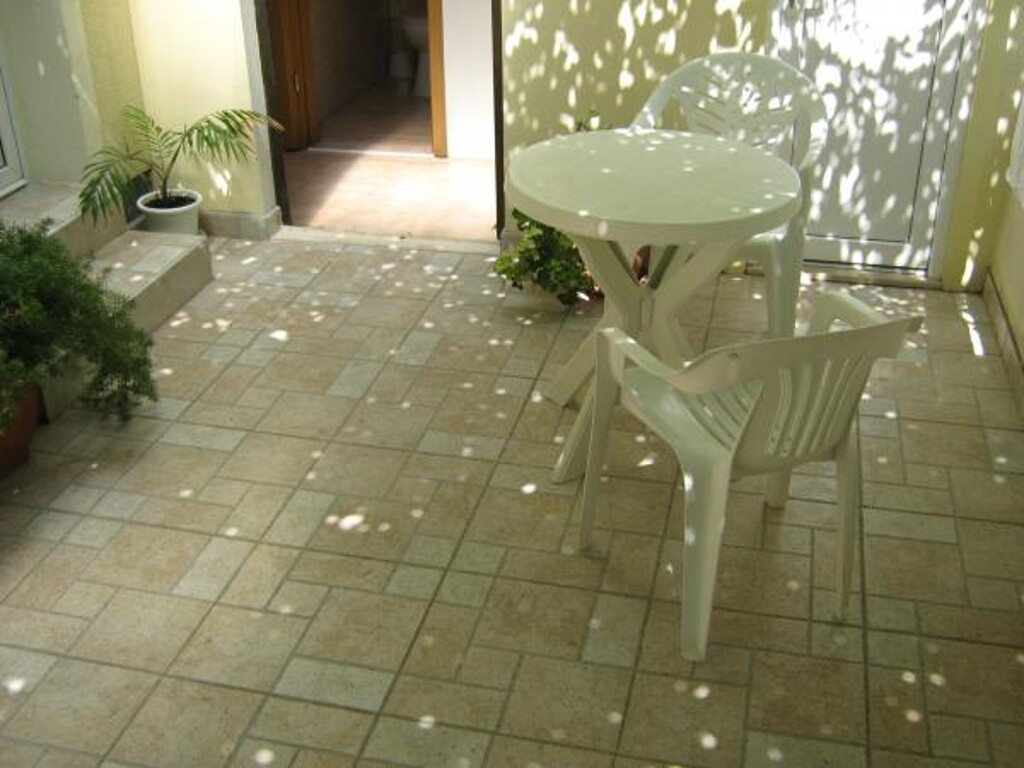 Image 3838613 - 13