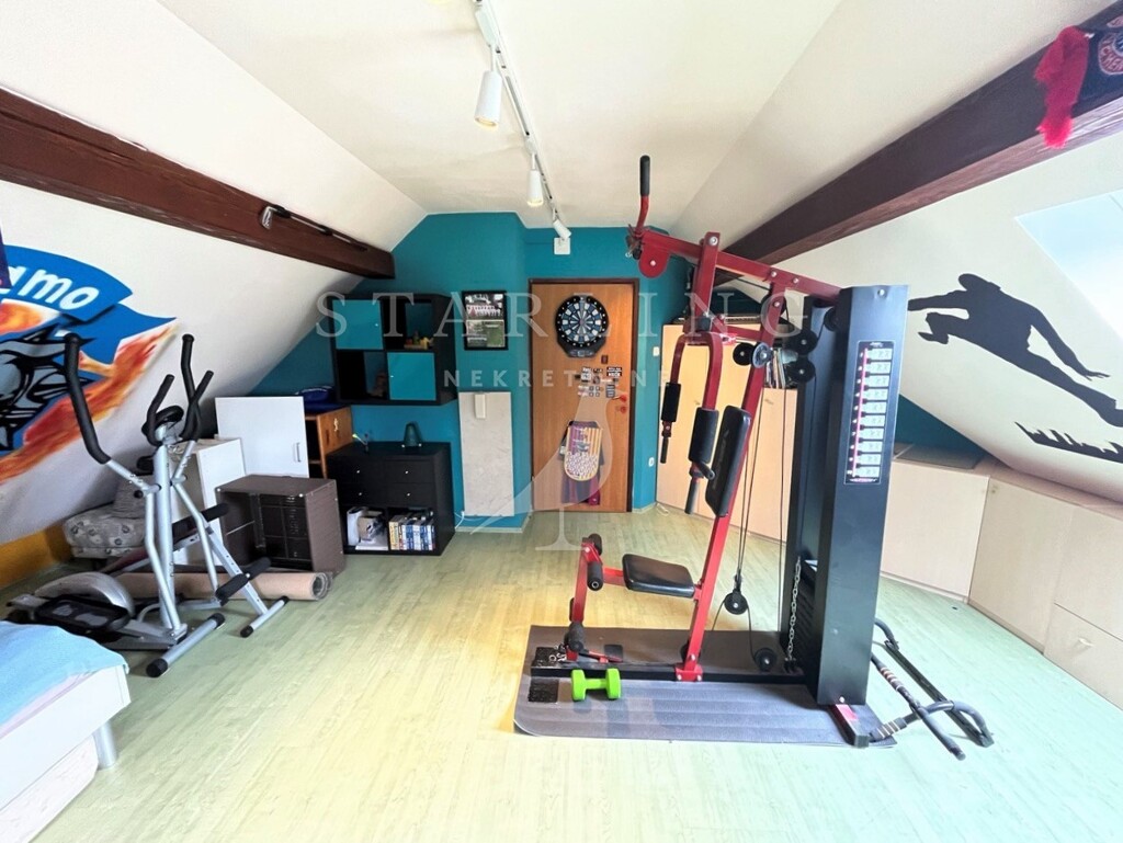 Image 12