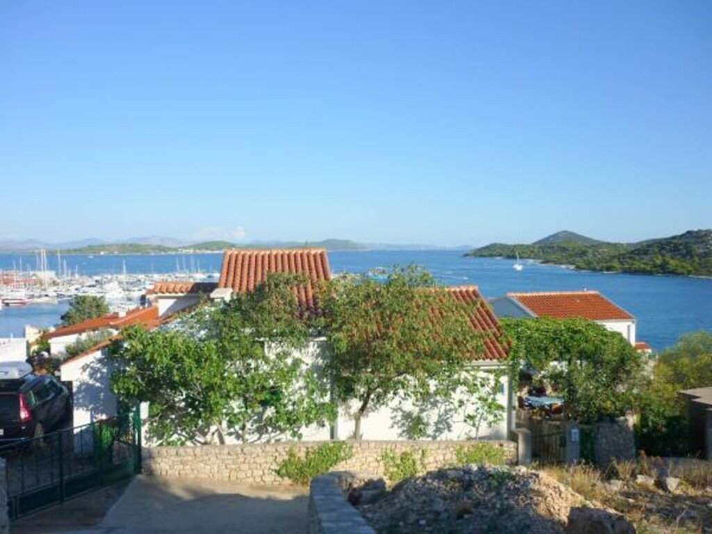 Image 3812632 - 7