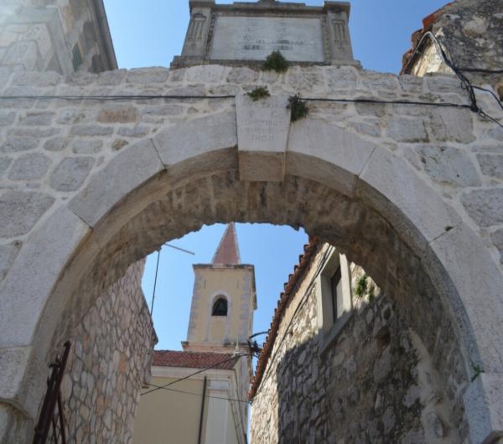 Image 3812194 - 28