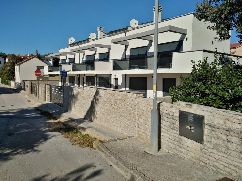 Image 5382228 - 1