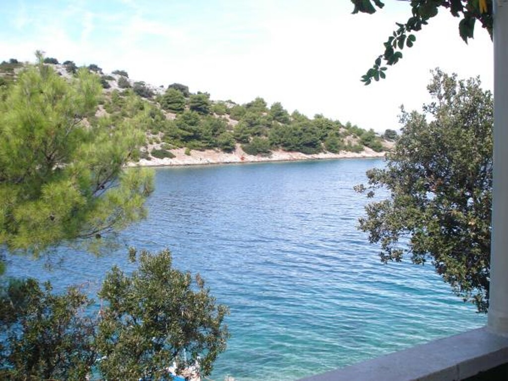 Image 3823646 - 4