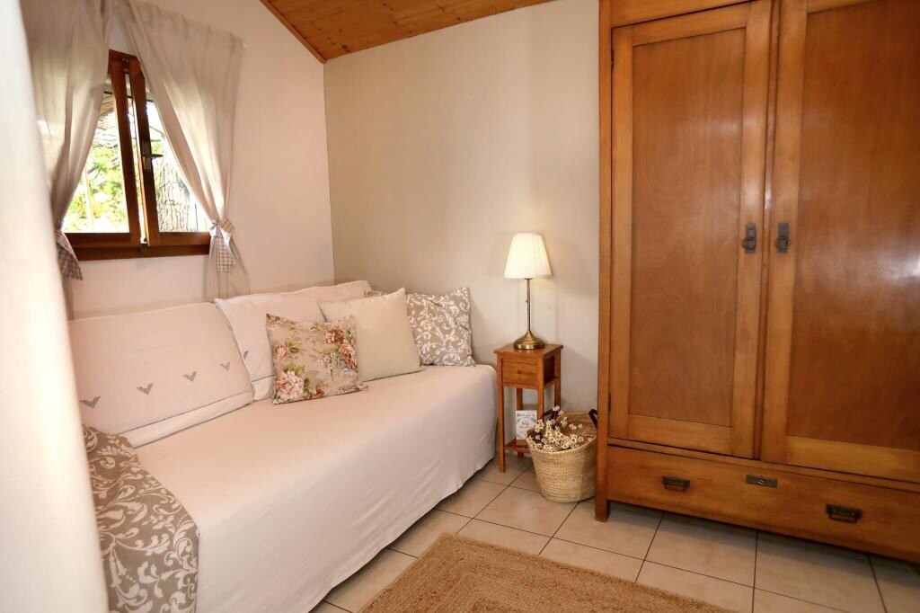 Image 3823635 - 9