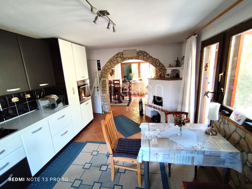Image 5929866 - 5