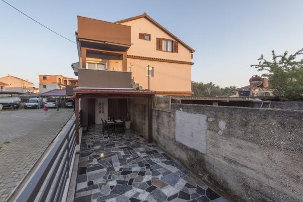 Image 3814135 - 3