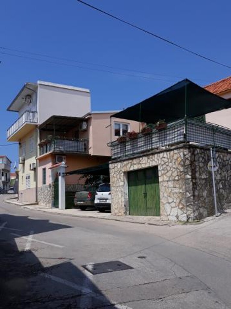 Image 3814007 - 1