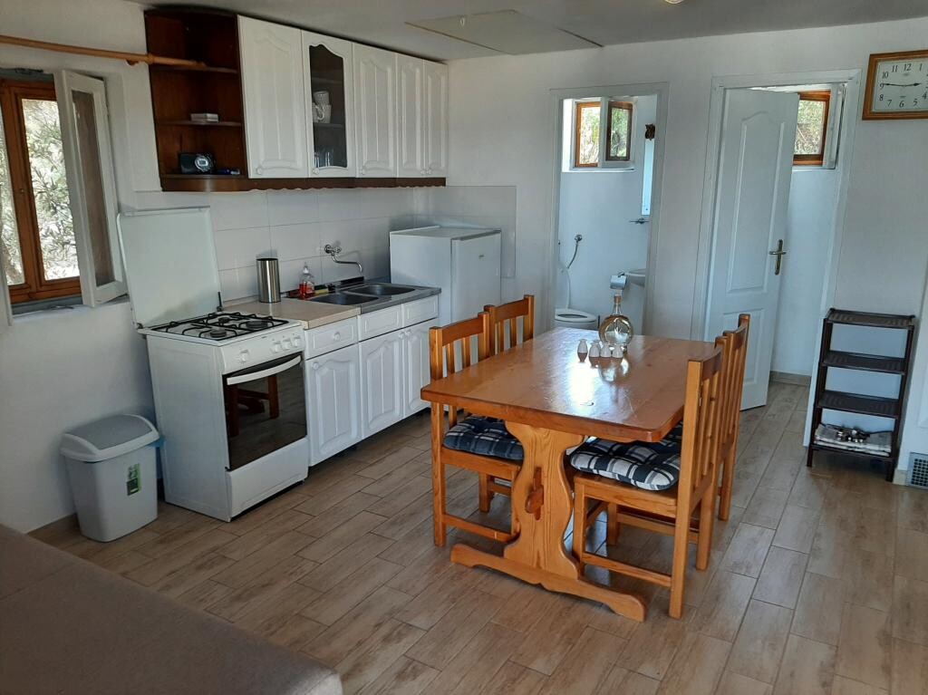 Image 3823627 - 8