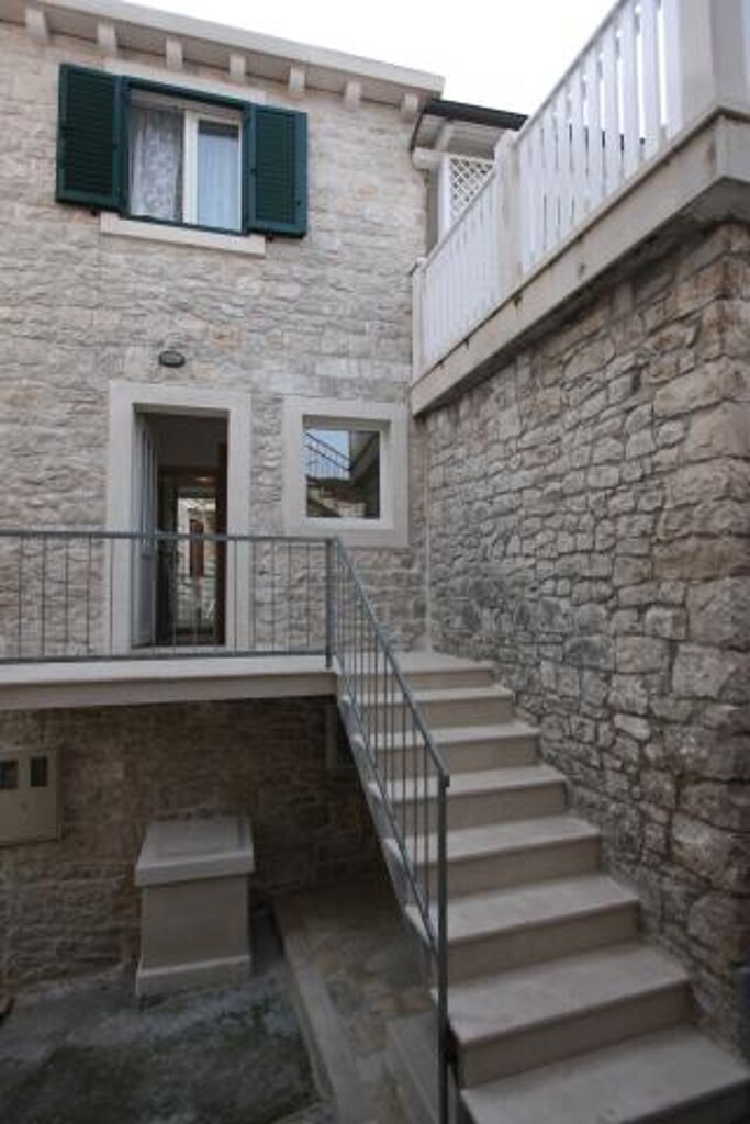 Image 3813973 - 13