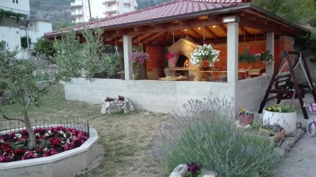 Image 3810730 - 2