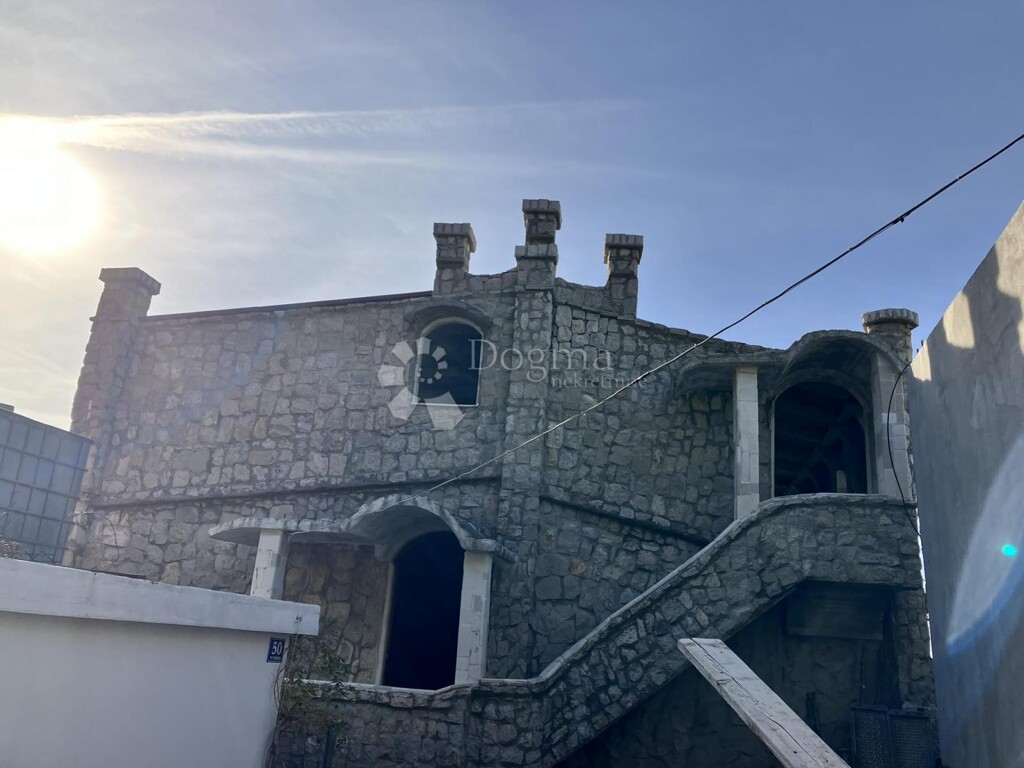 Image 11