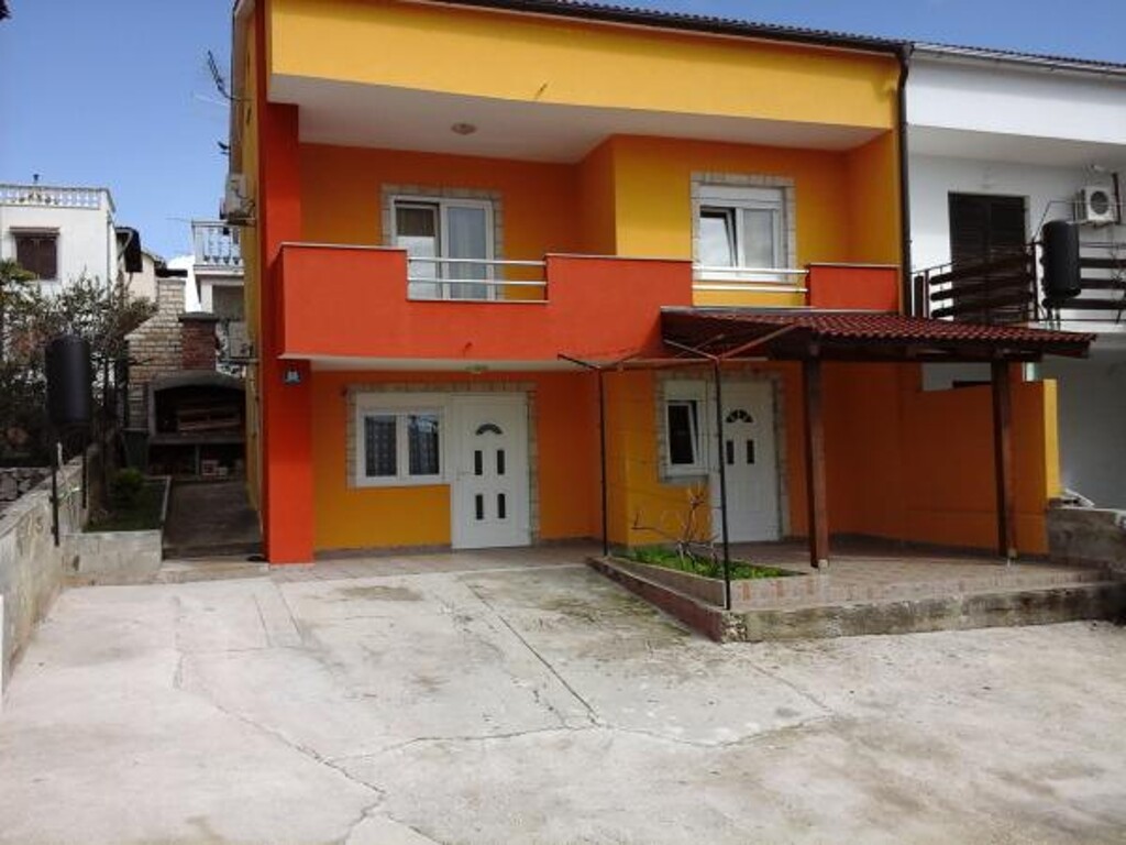 Image 3813395 - 1