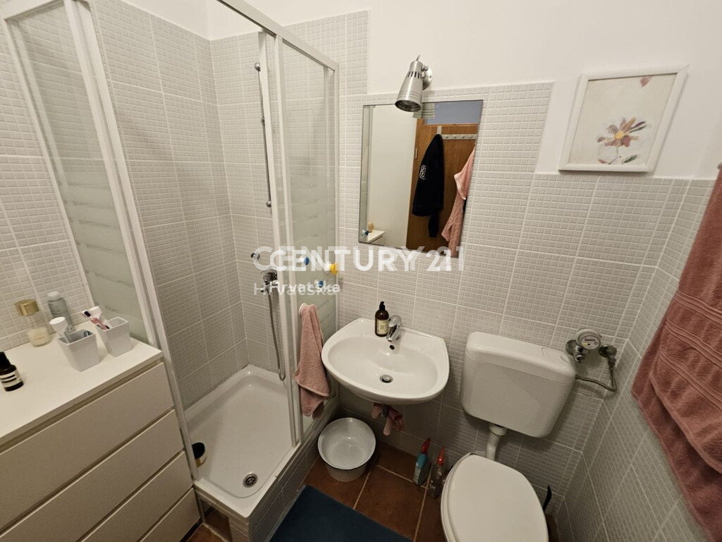 Image 12