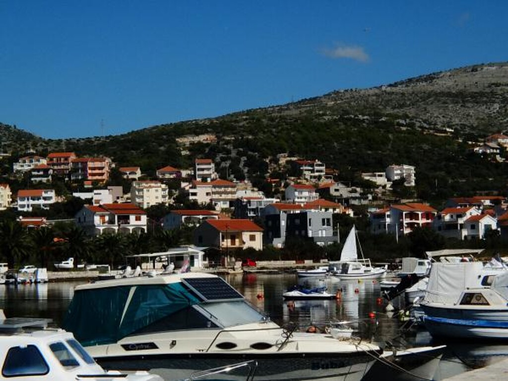 Image 3811757 - 4