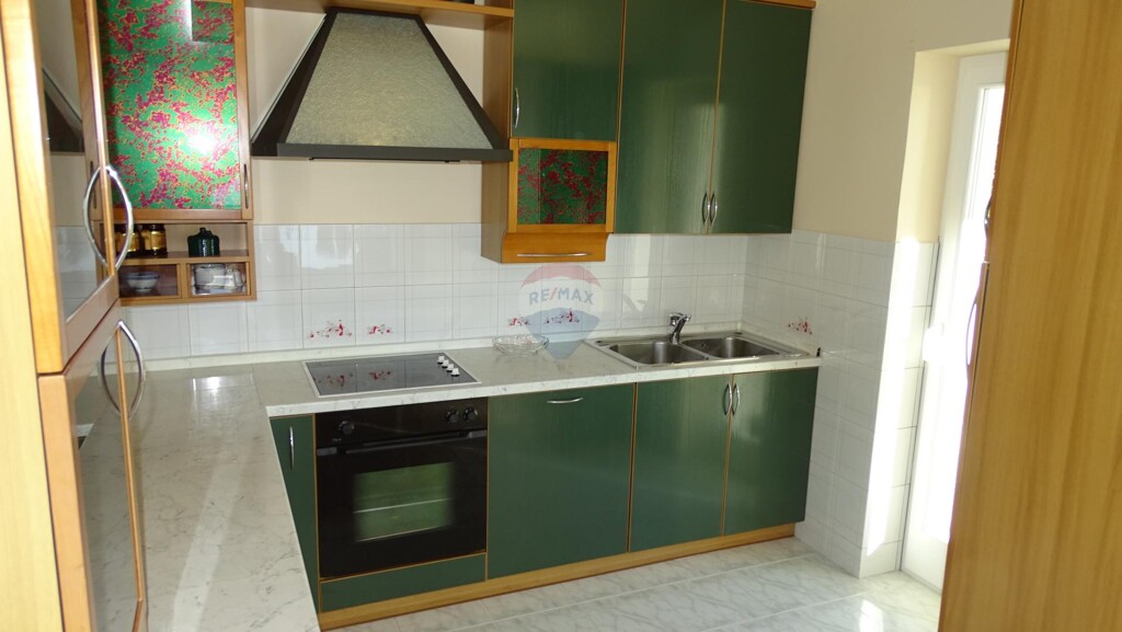 Image 5430566 - 9