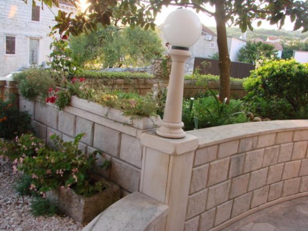 Image 3812480 - 6